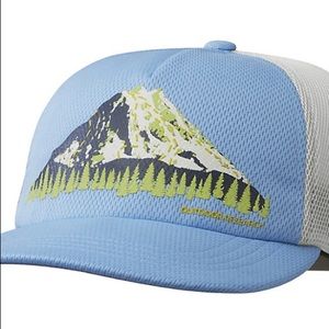 Outdoor research trucker hat